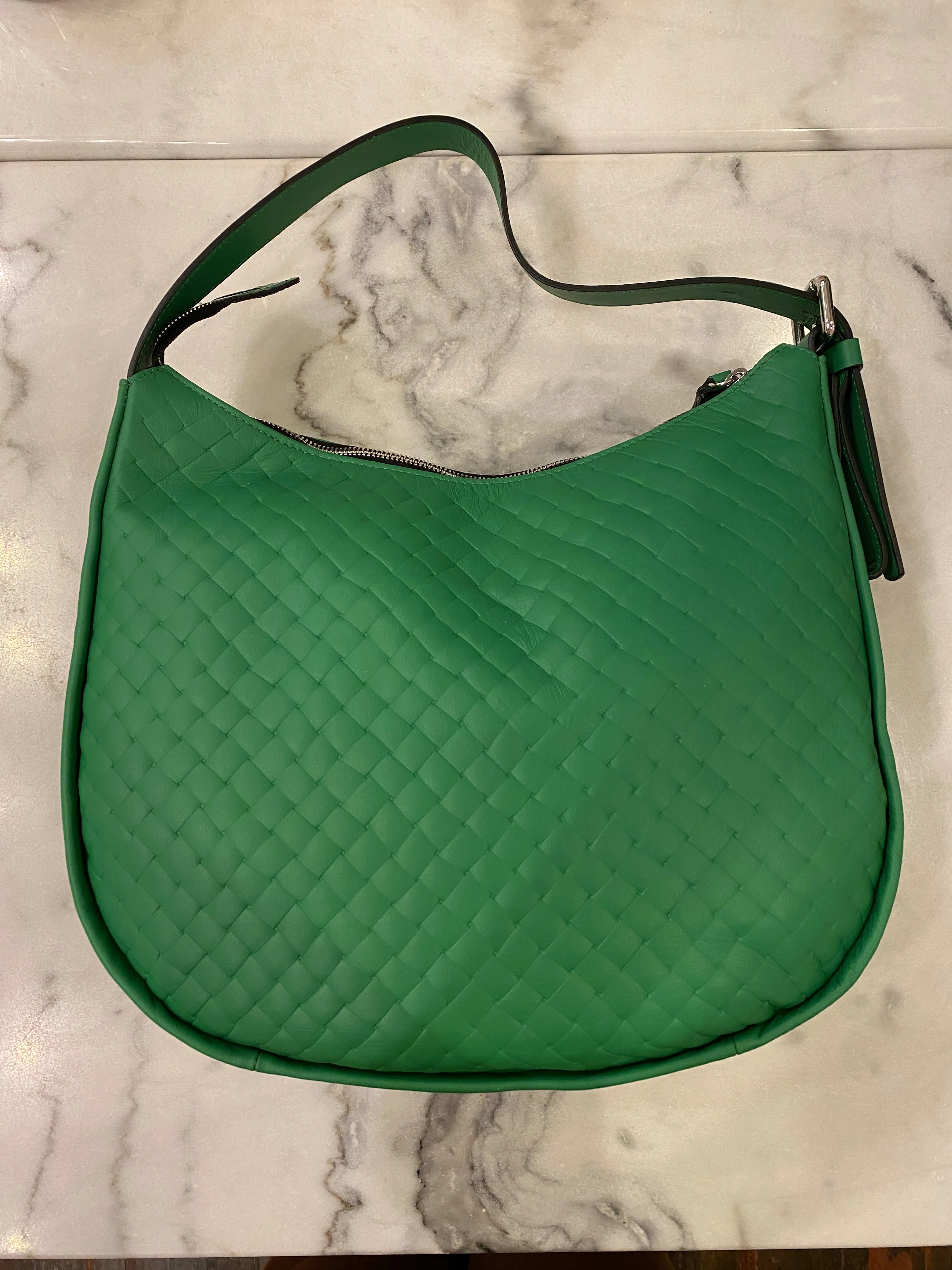 3273732 Green Leather Purse