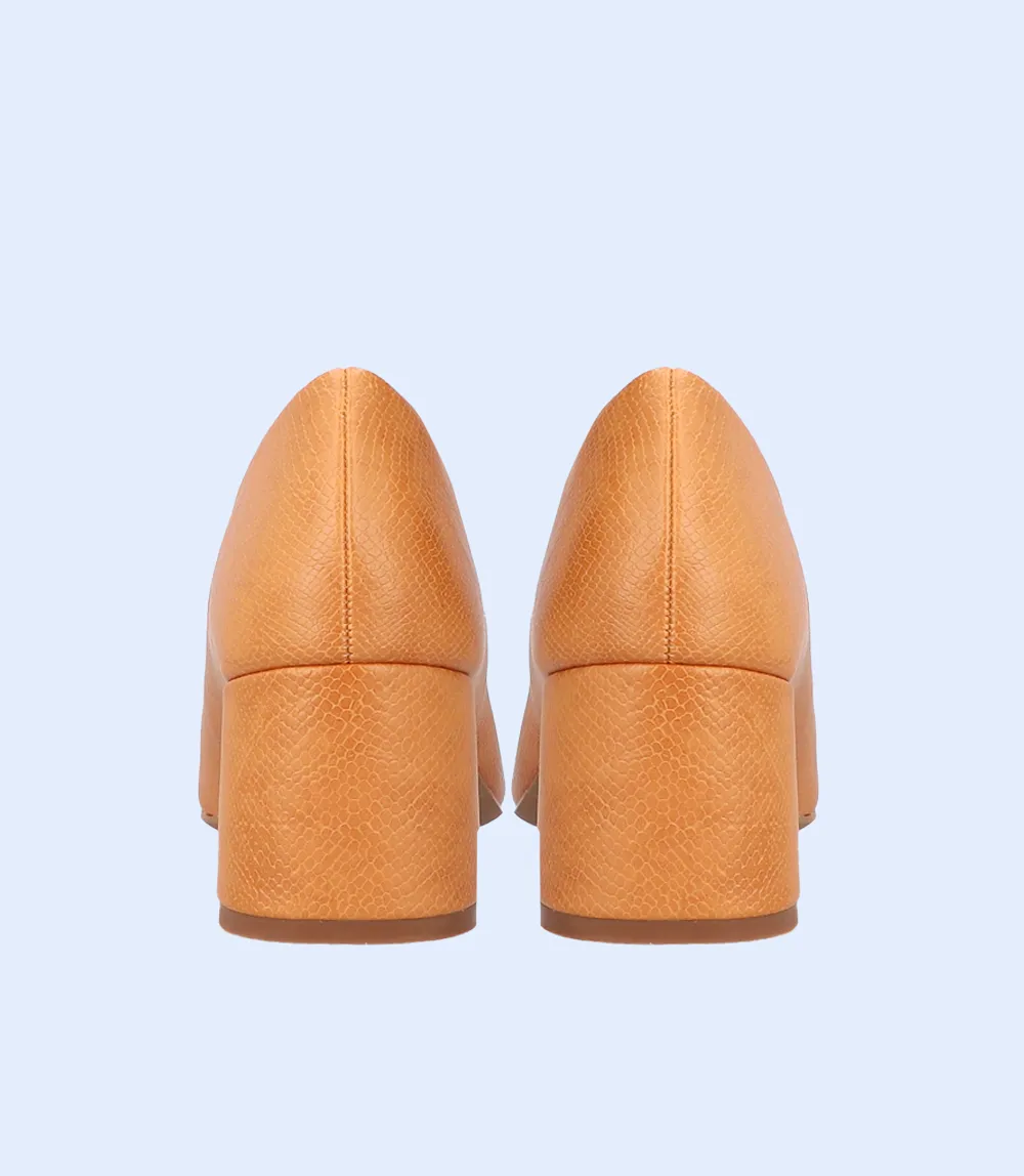 BW8619-TAN-Women Casual Court Shoes