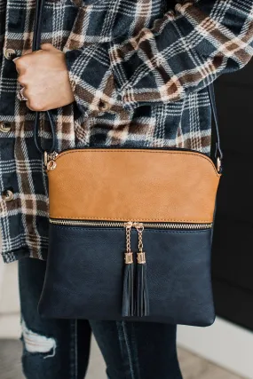 Centered On Style Crossbody Purse- Navy & Tan