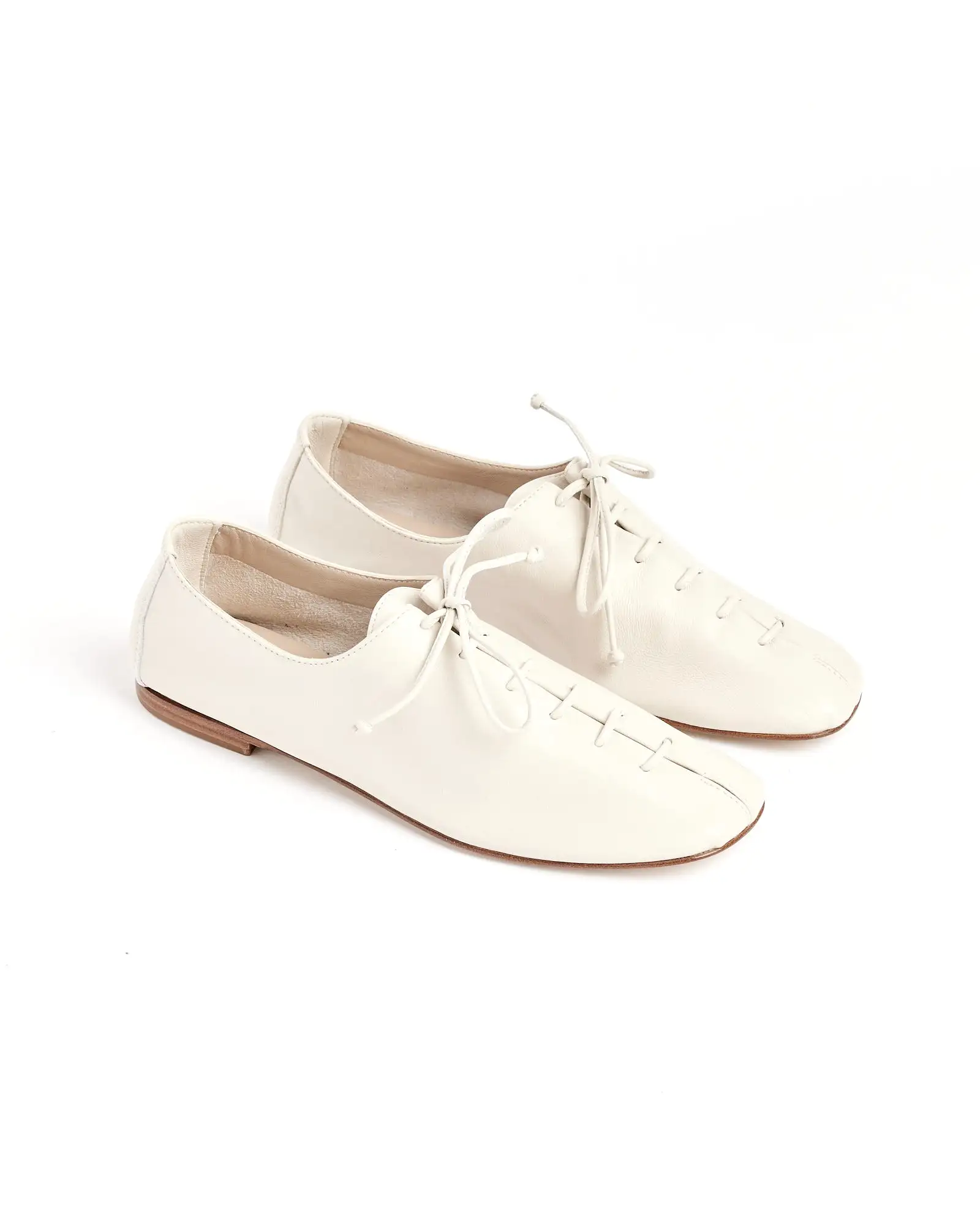 Plegada Deconstructed Lace-up Shoe in Cream