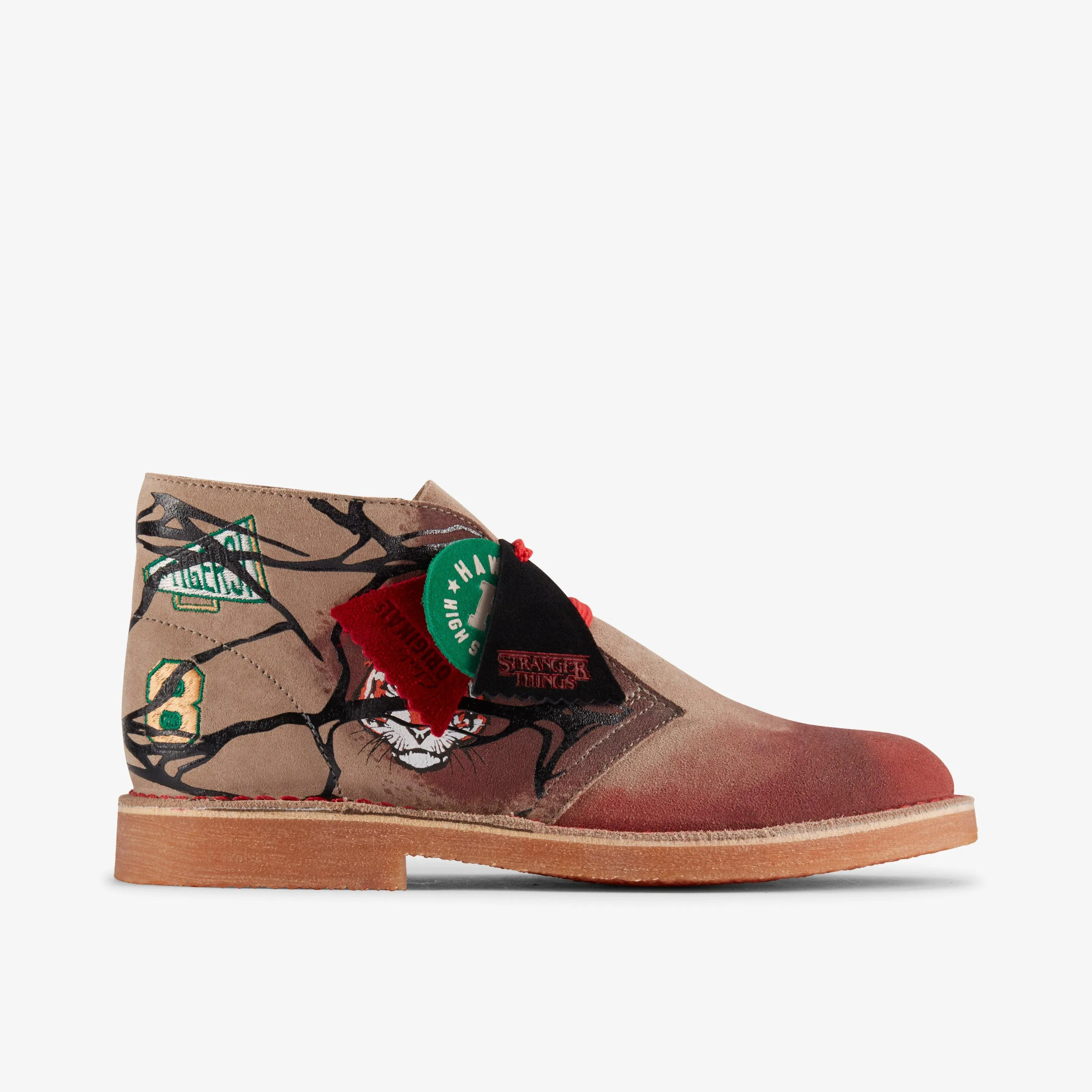 Stranger Things Desert Boot Youth Sand/Dark Interest