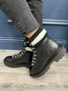 TB Hiker Boot