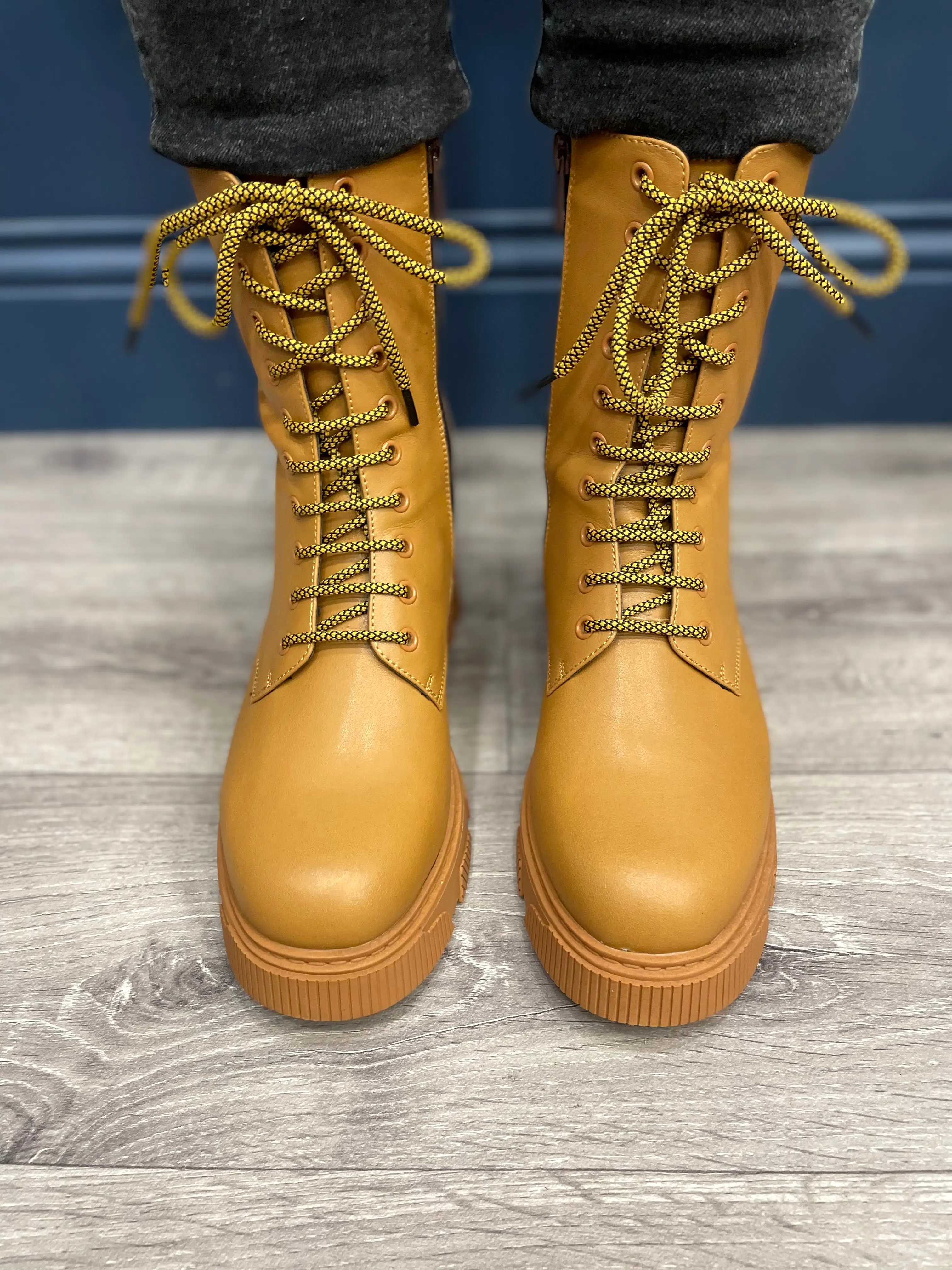 TB Tan Biker Boot